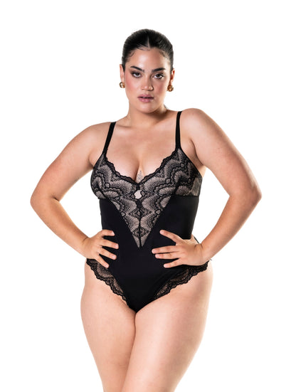 TRIANA - Halflos gesnoerde bodysuit