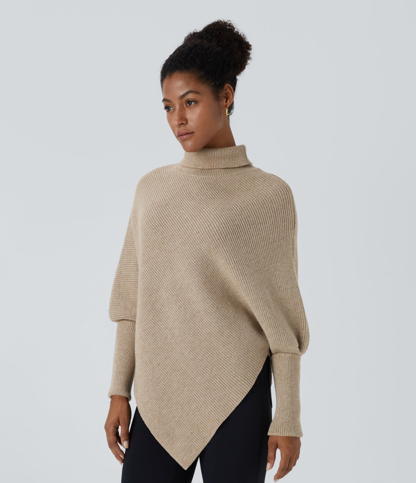 CHLOE – Puntige Knitwear Chic
