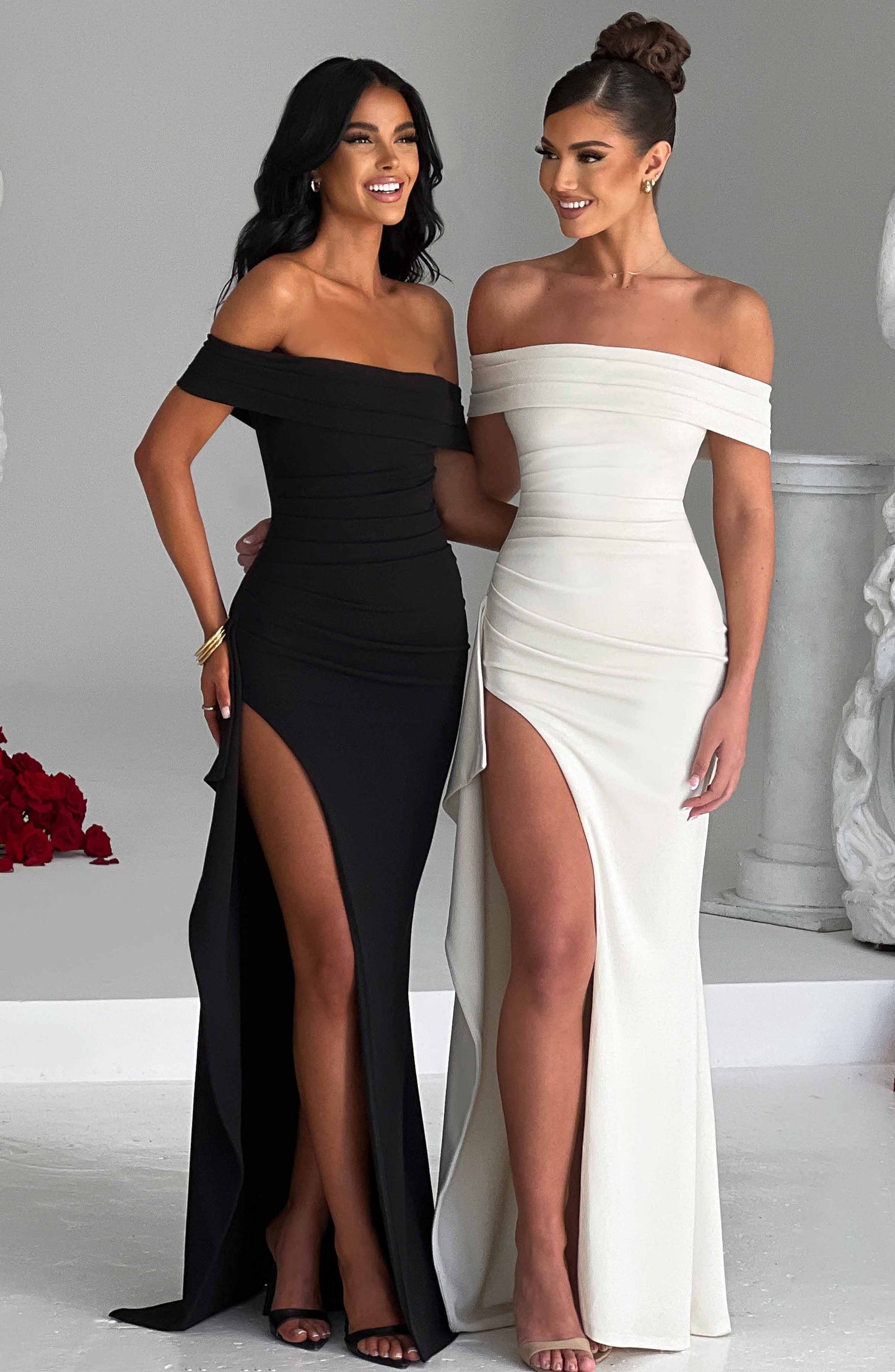 KIM | Off-Shoulder Satijnen Maxijurk
