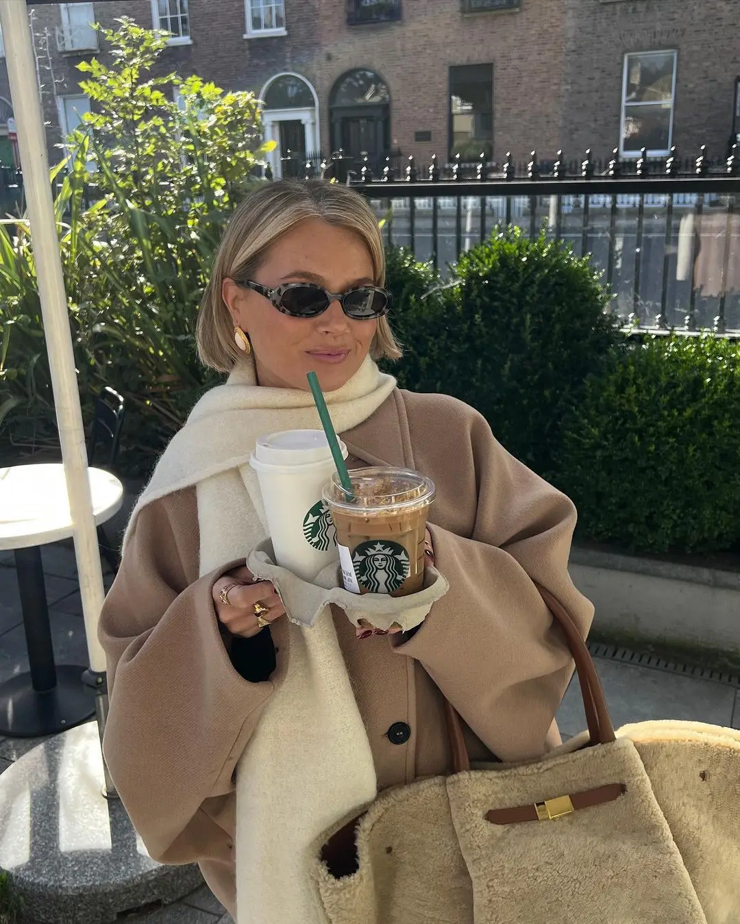 LOVIE – Oversized Wool Coat