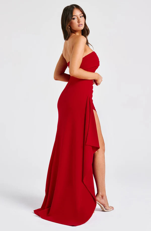 KIM – Strapless Luxe Maxi Dress met Hoge Split